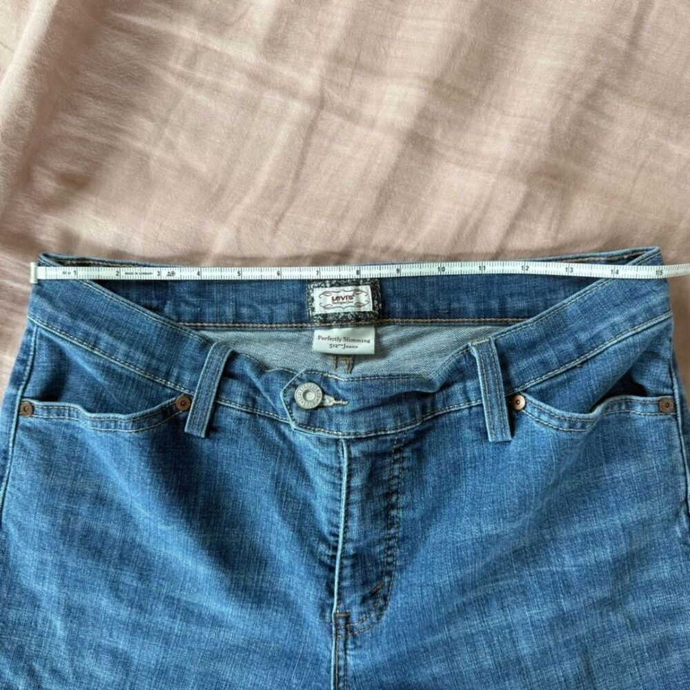 Levi’s Perfectly Slimming 512 Bootcut Jeans Size 12 - Picture 9 of 11